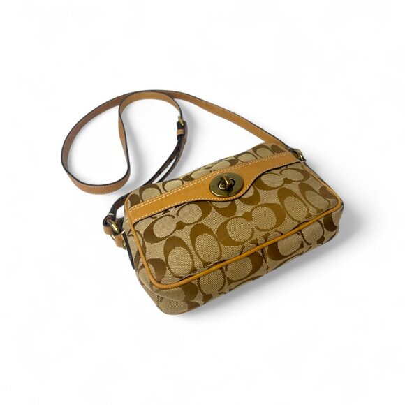 Coach Vintage Y2K Turnlock Crossbody Camera Bag - Picture 10 of 11